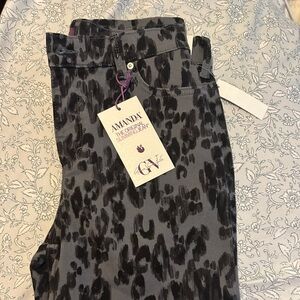 Gloria Vanderbilt Gray Jeans with Subtle Black Print